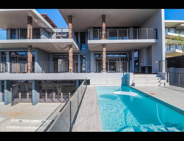 6 BEDROOM HOUSE FOR SALE IN IZINGA
